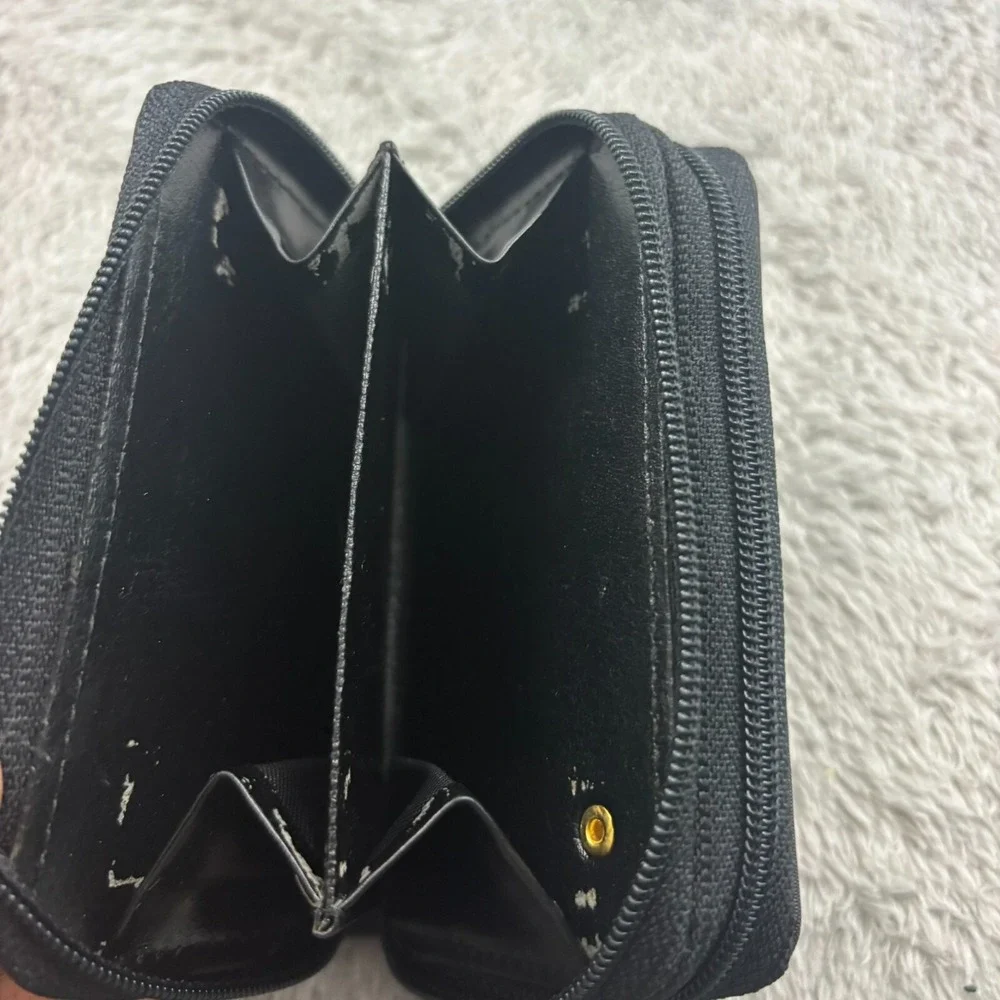 St John Collection Key Finder Ring Coin‎ Purse Holder Black Gold Logo Classic